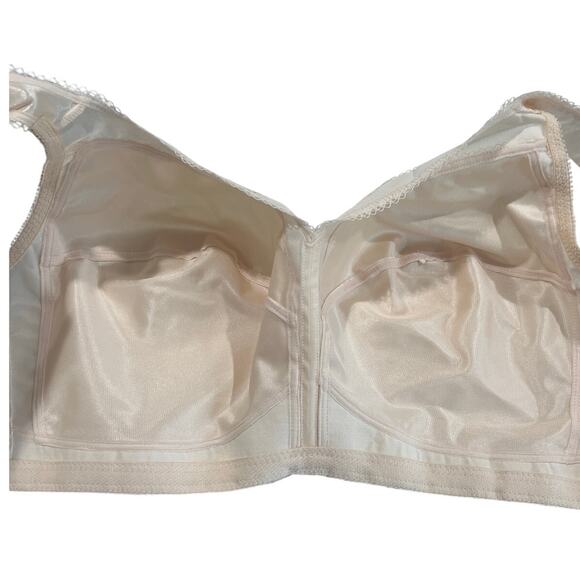 Playtex 18 Hour Full Coverage Smoothing Bra Size 40G Style 4693 Comfort Straps - Picture 5 of 9